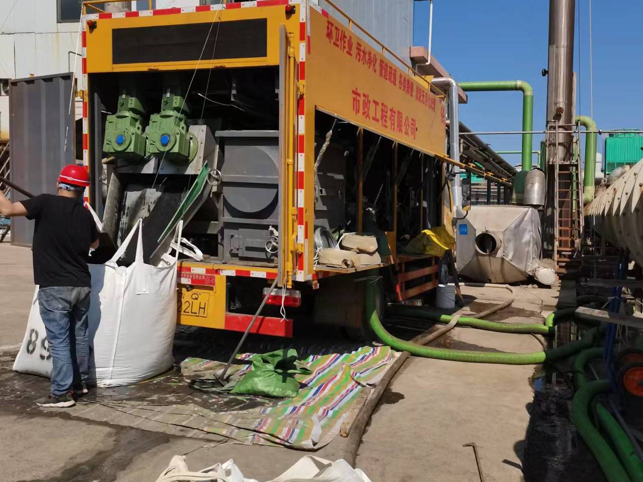 屏南淤泥压干处理